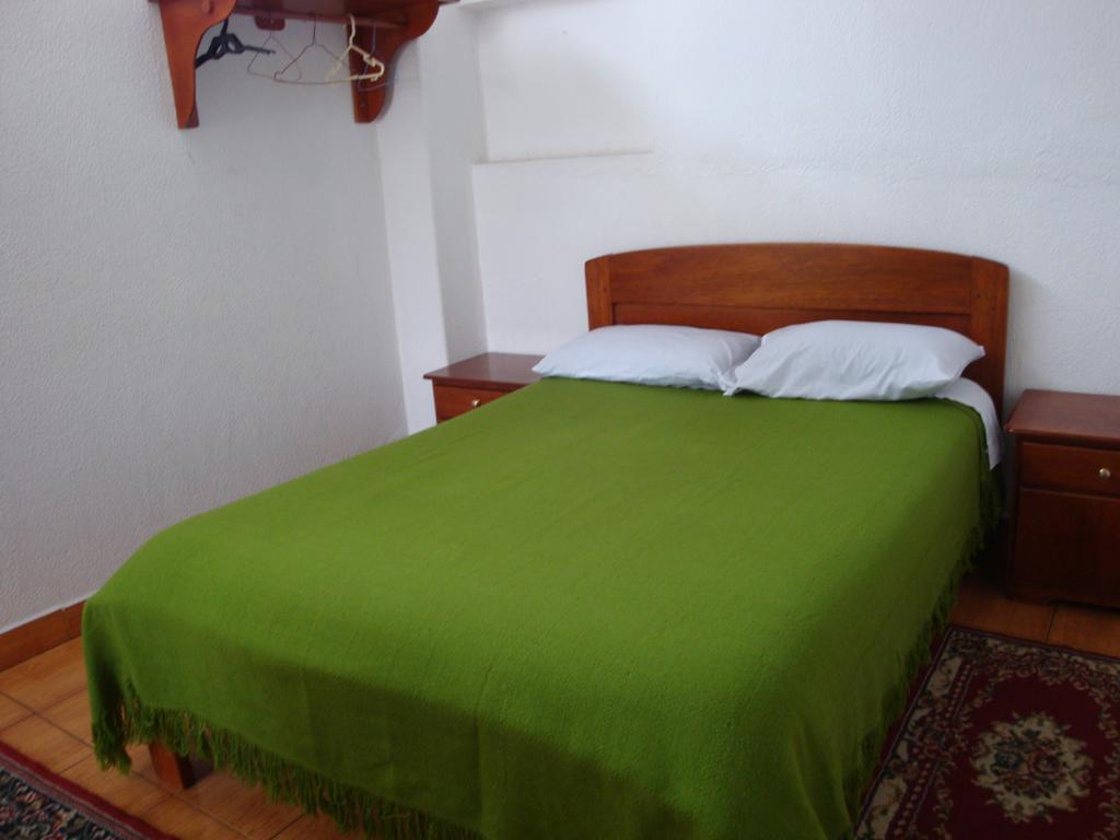 Hostal Santa Maria Gracia Quito Luaran gambar